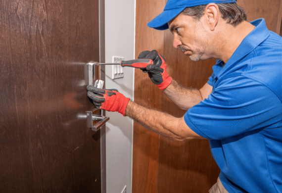 choosing right locksmith in Vancouver